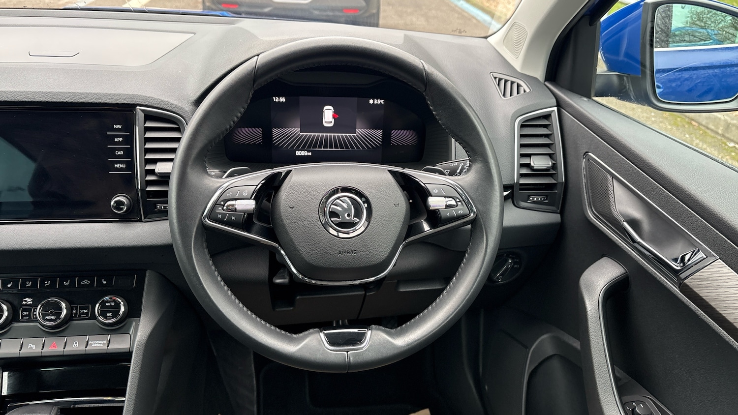 Used Skoda Karoq 2023 for sale - 77367477: Photo 10