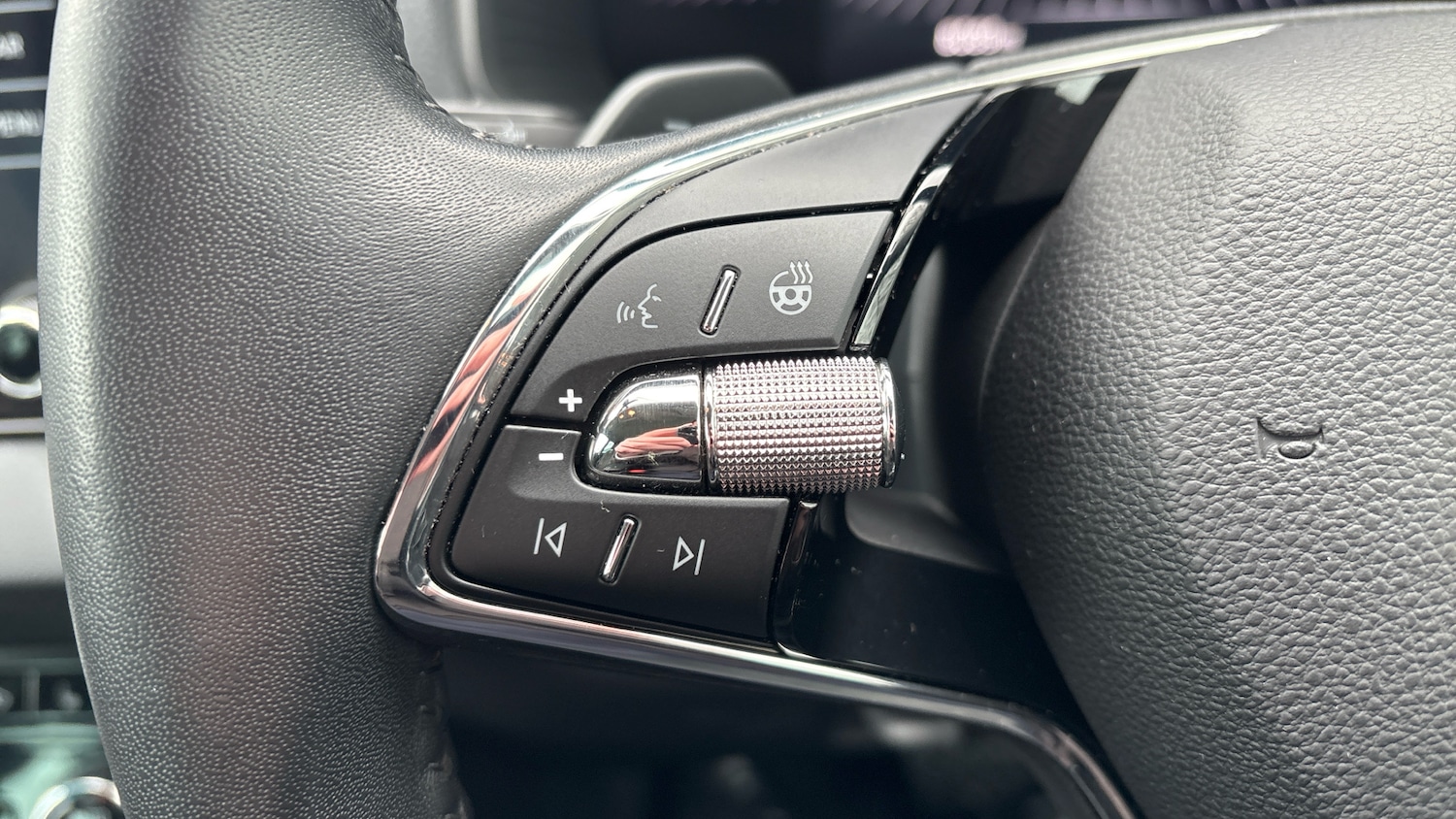 Used Skoda Karoq 2023 for sale - 77367477: Photo 17