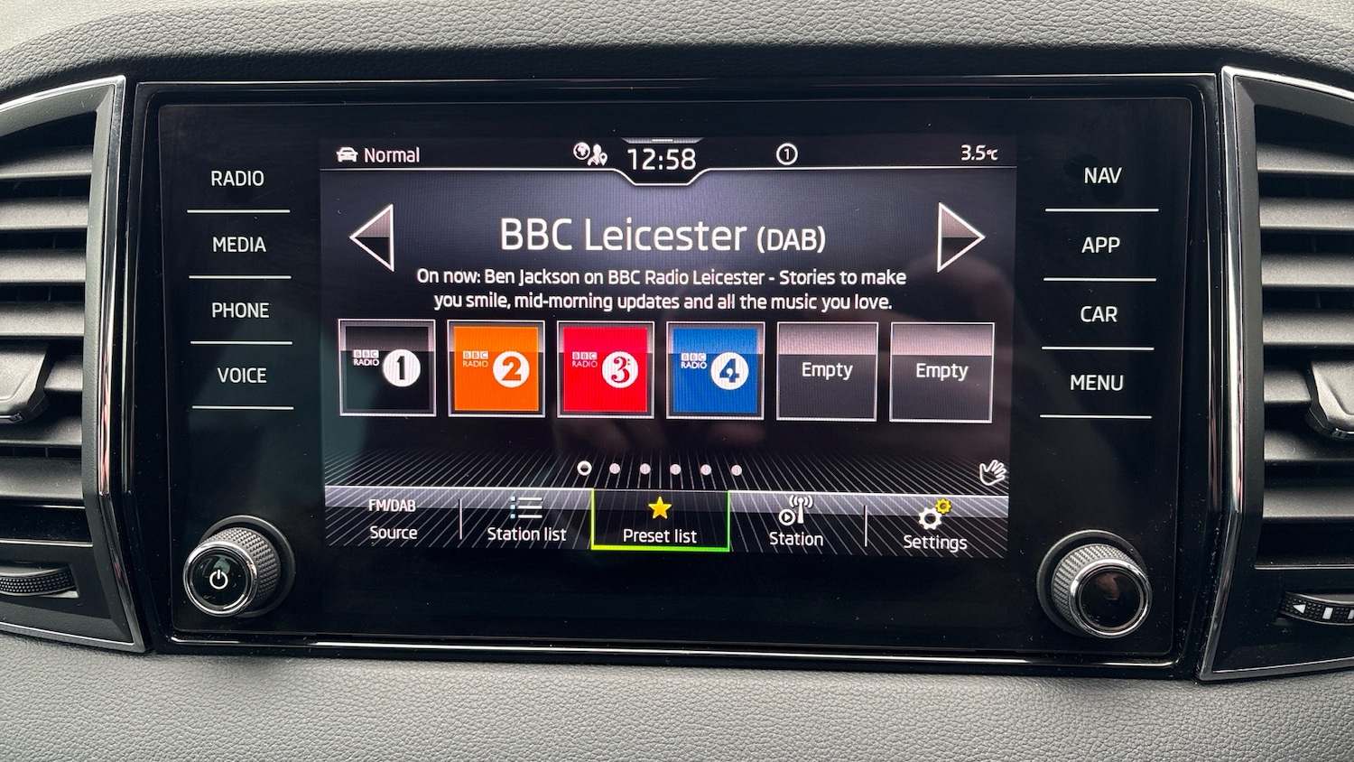 Used Skoda Karoq 2023 for sale - 77367477: Photo 25