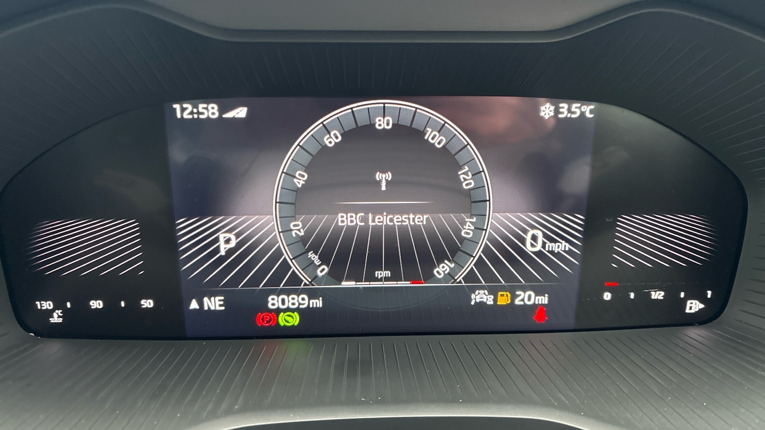 Used Skoda Karoq 2023 for sale - 77367477: Photo 28