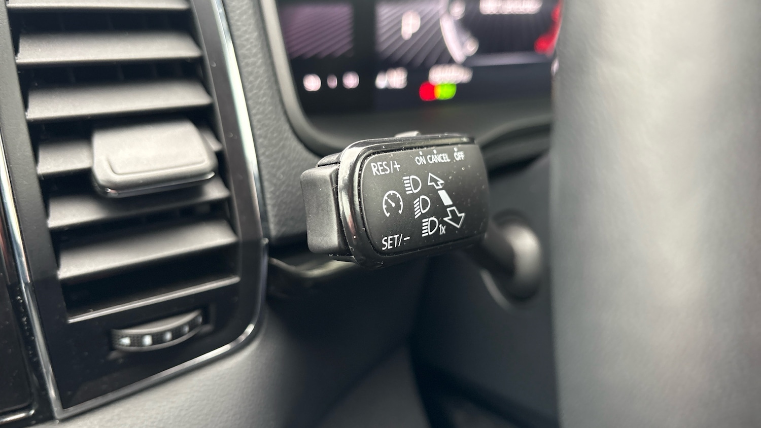 Used Skoda Karoq 2023 for sale - 77367477: Photo 34