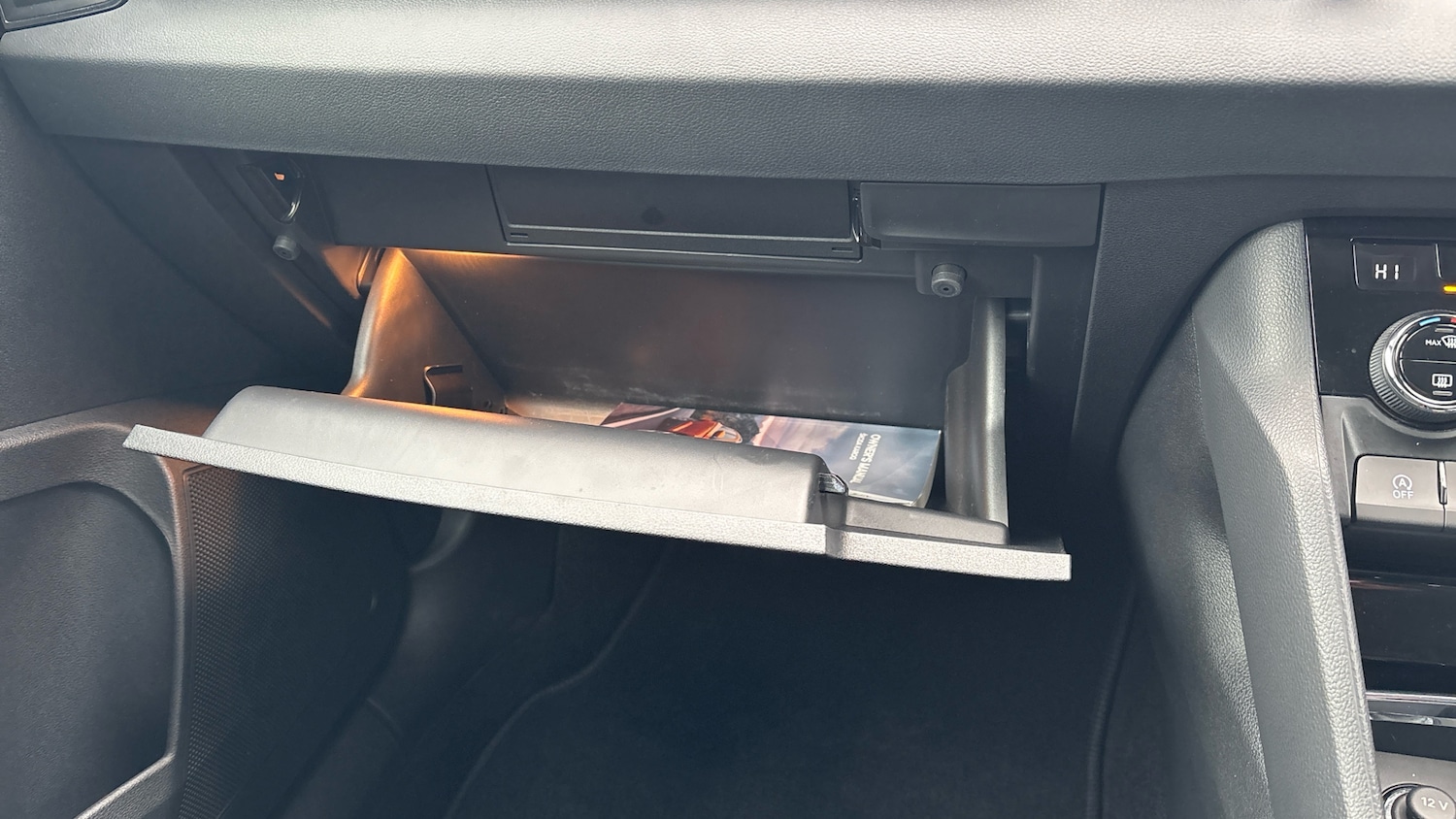 Used Skoda Karoq 2023 for sale - 77367477: Photo 38