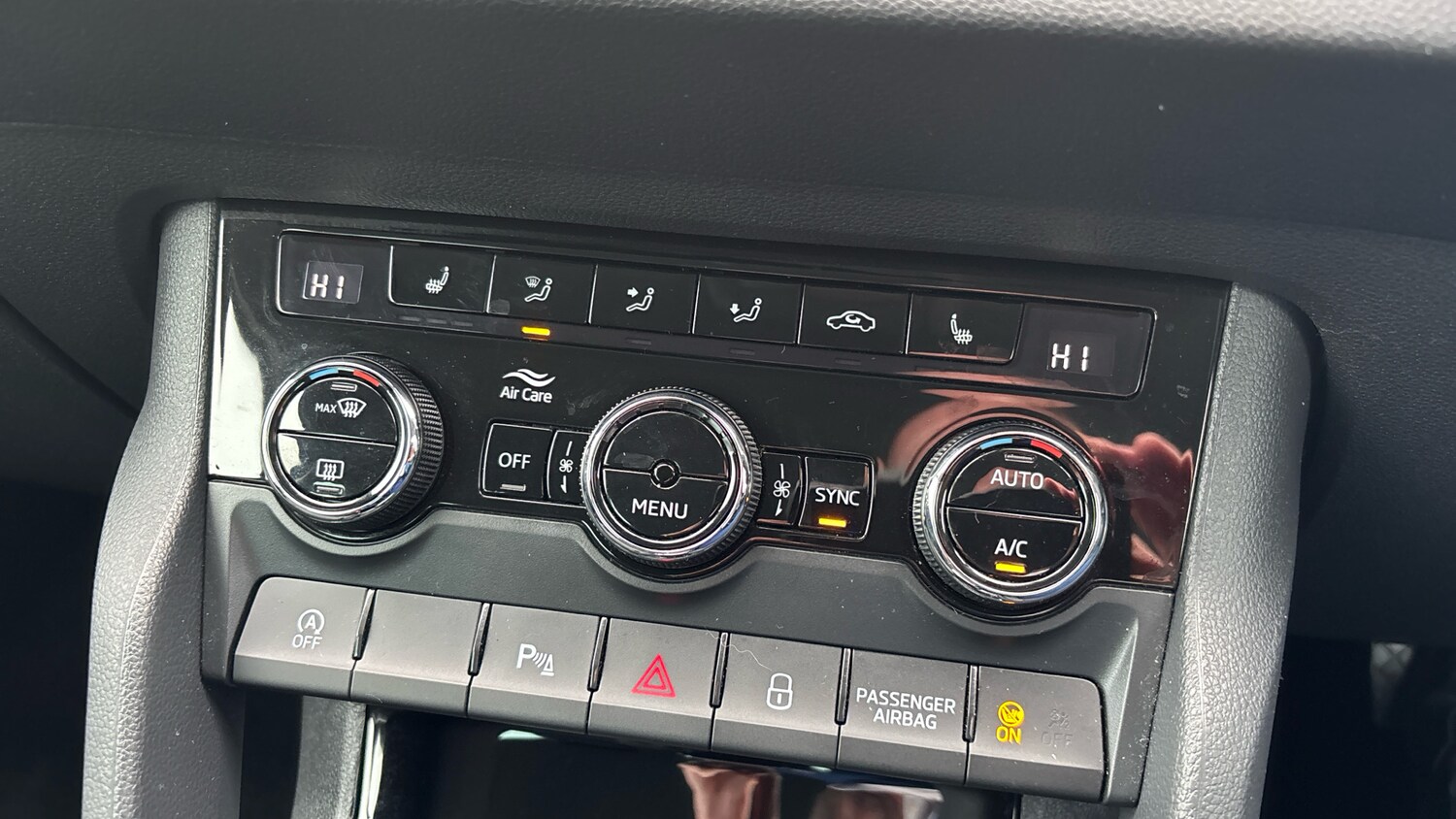 Used Skoda Karoq 2021 for sale - 77385041: Photo 13