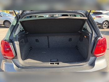 Used Volkswagen Polo 2017 for sale - 78434087: Photo