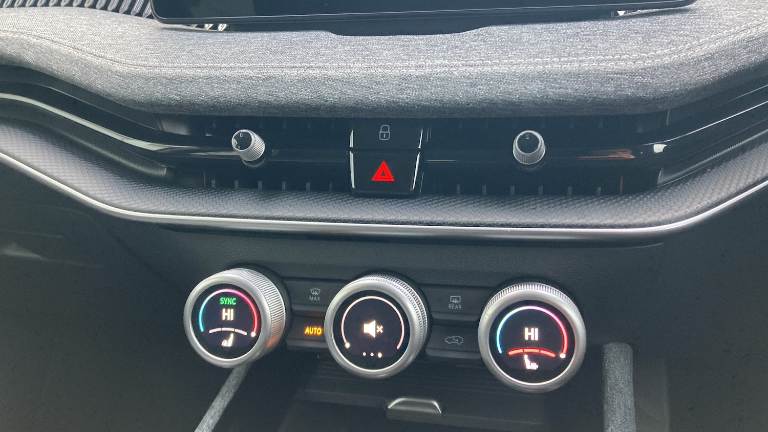 Used Skoda Superb 2025 for sale - 77208821: Photo 13