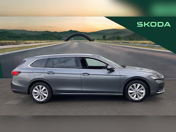Used Skoda Superb 2025 for sale - 77208821: Photo