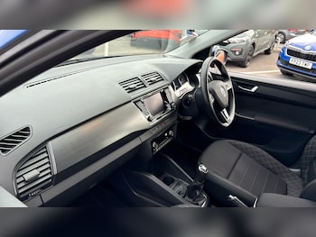 Used Skoda Fabia 2016 for sale - 76183173: Photo