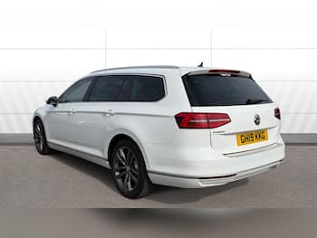 Used Volkswagen Passat 2019 for sale - 79760561: Photo