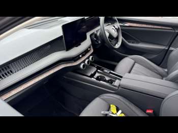 Used Skoda Superb 2024 for sale - 75271439: Photo