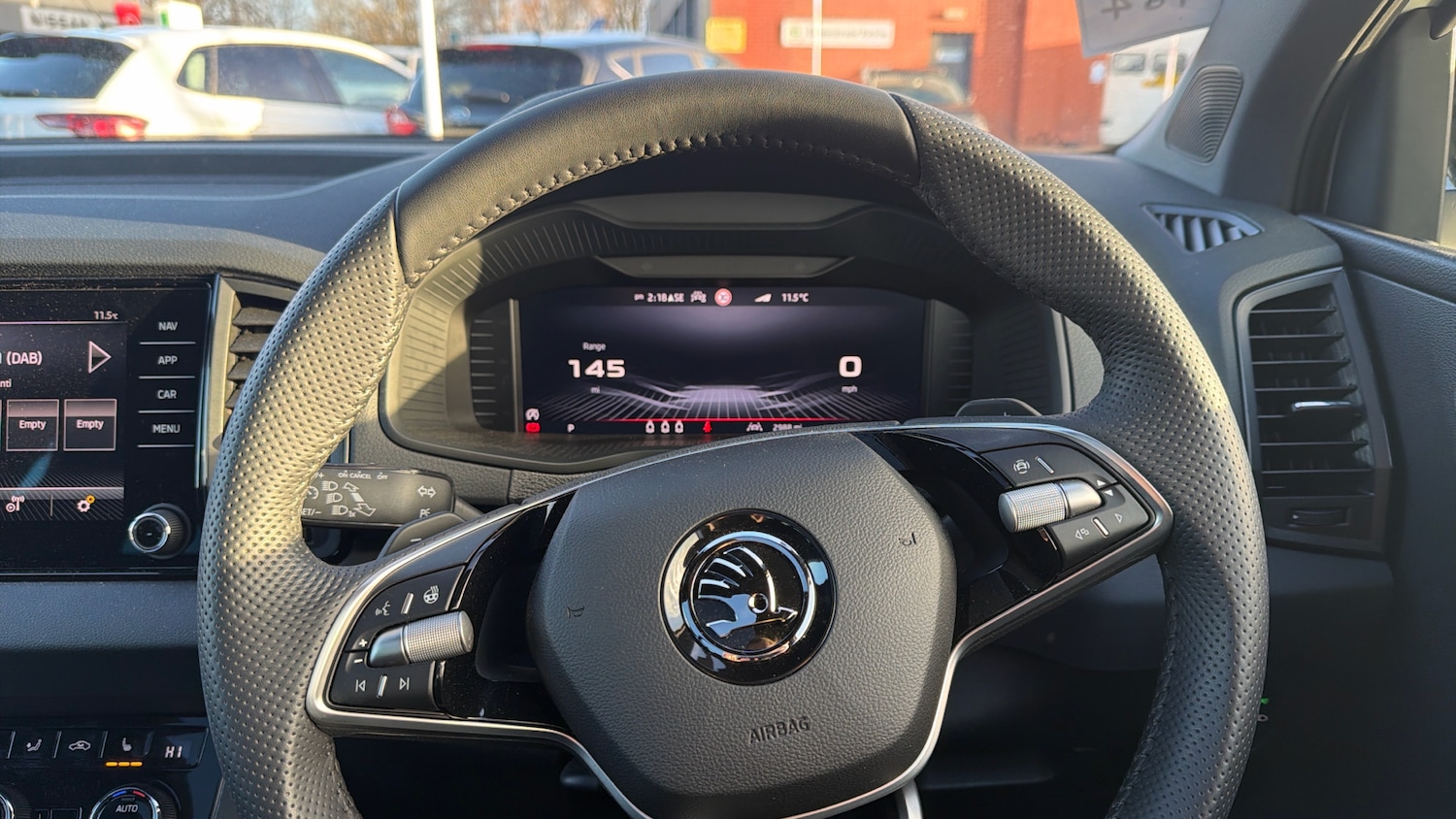 Used Skoda Karoq 2024 for sale - 76859642: Photo 10