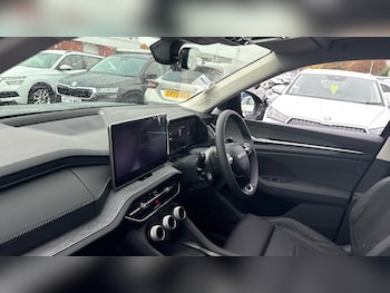 Used Skoda Kodiaq 2025 for sale - 76120096: Photo