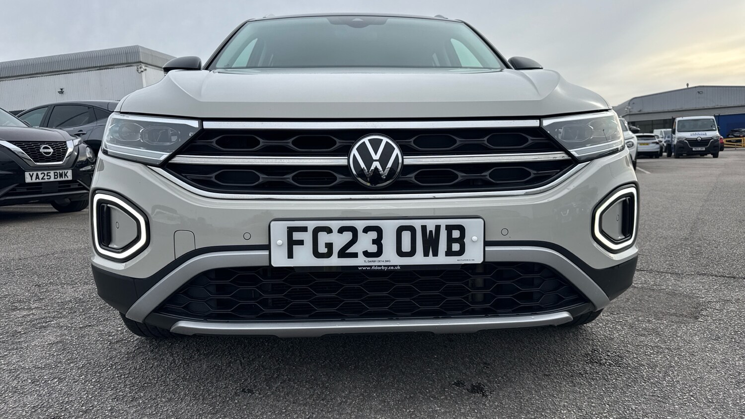 Used Volkswagen T-Roc 2023 for sale - 78177401: Photo 28