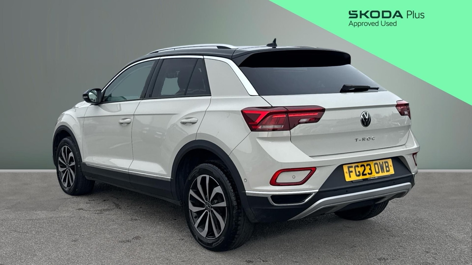 Used Volkswagen T-Roc 2023 for sale - 78177401: Photo 3