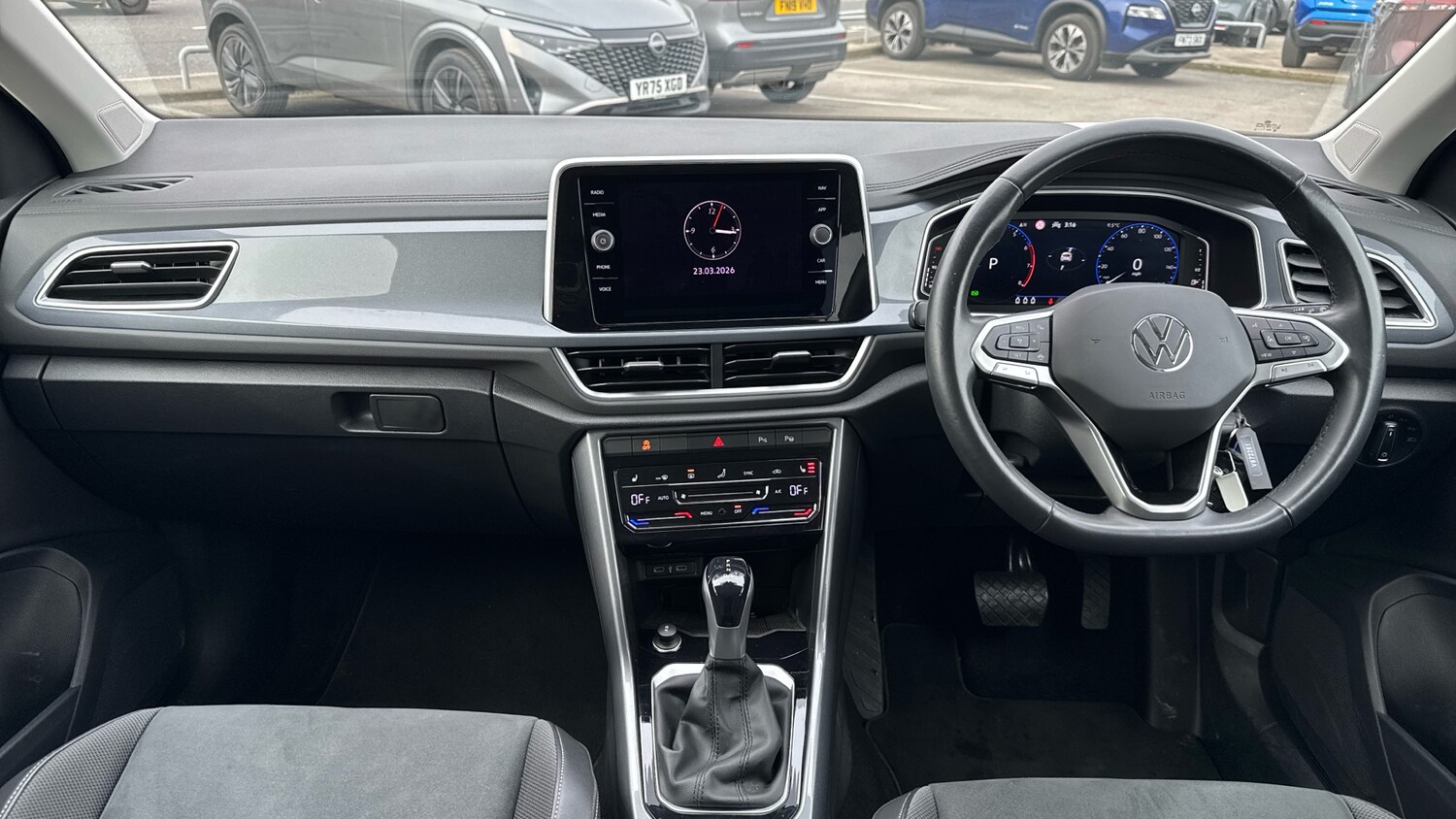 Used Volkswagen T-Roc 2023 for sale - 78177401: Photo 6