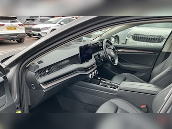Used Skoda Superb 2024 for sale - 78732855: Photo