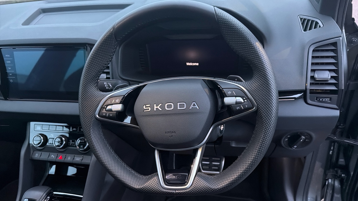 Used Skoda Karoq 2025 for sale - 76531342: Photo 10