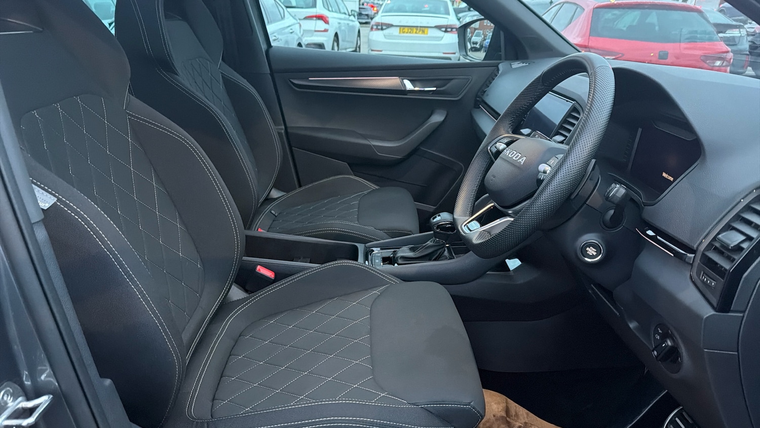 Used Skoda Karoq 2025 for sale - 76531342: Photo 15