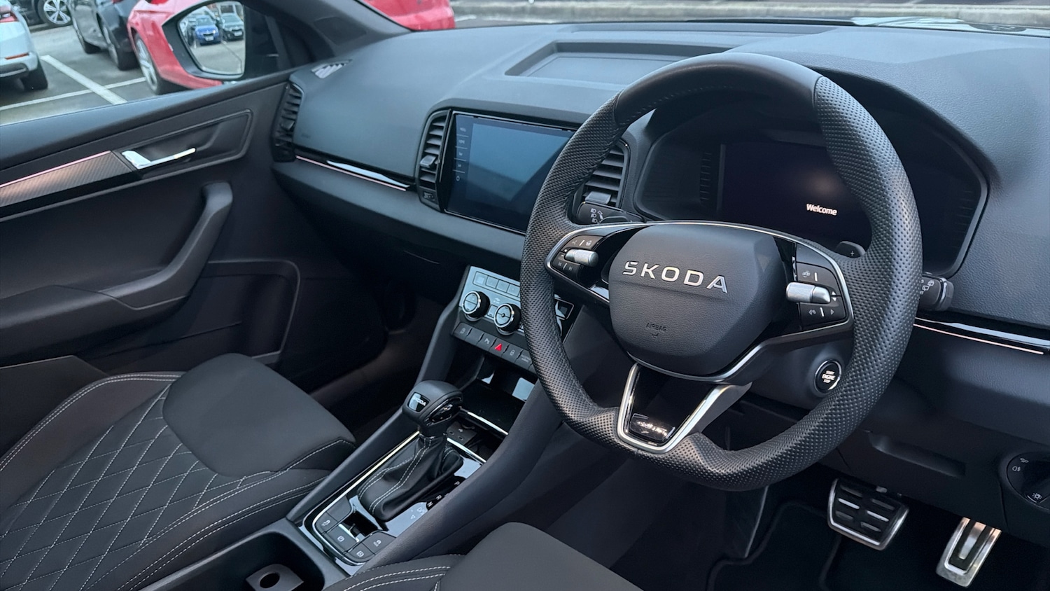 Used Skoda Karoq 2025 for sale - 76531342: Photo 6