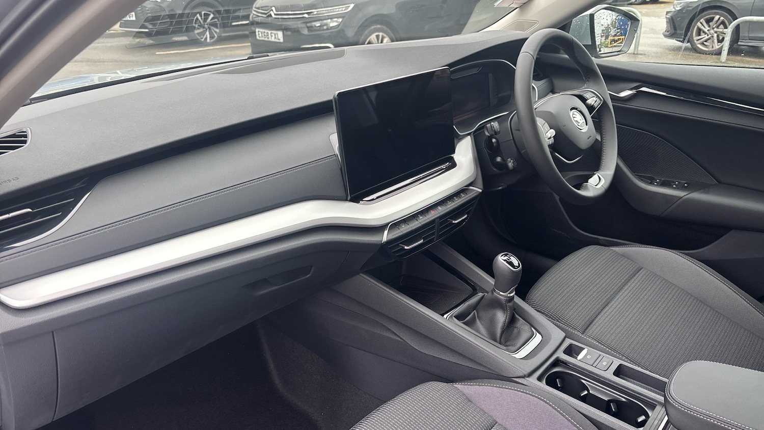 Used Skoda Octavia 2024 for sale - 76554856: Photo 2