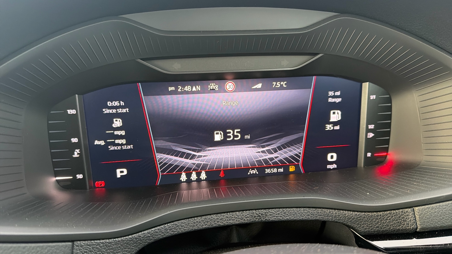 Used Skoda Karoq 2025 for sale - 76829548: Photo 11