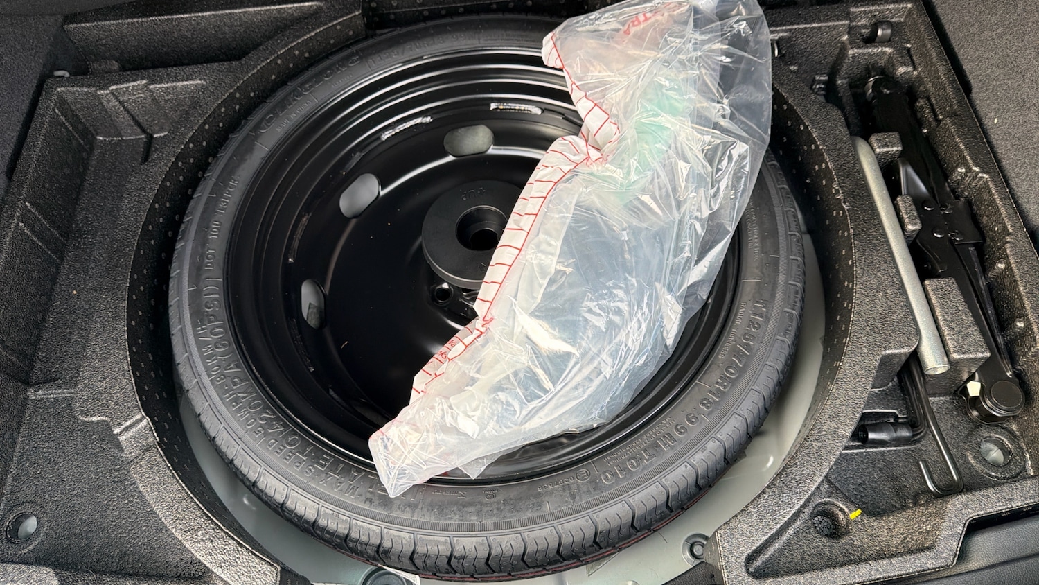 Used Skoda Karoq 2025 for sale - 76829548: Photo 21