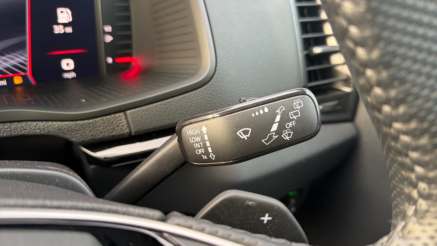 Used Skoda Karoq 2025 for sale - 76829548: Photo 23