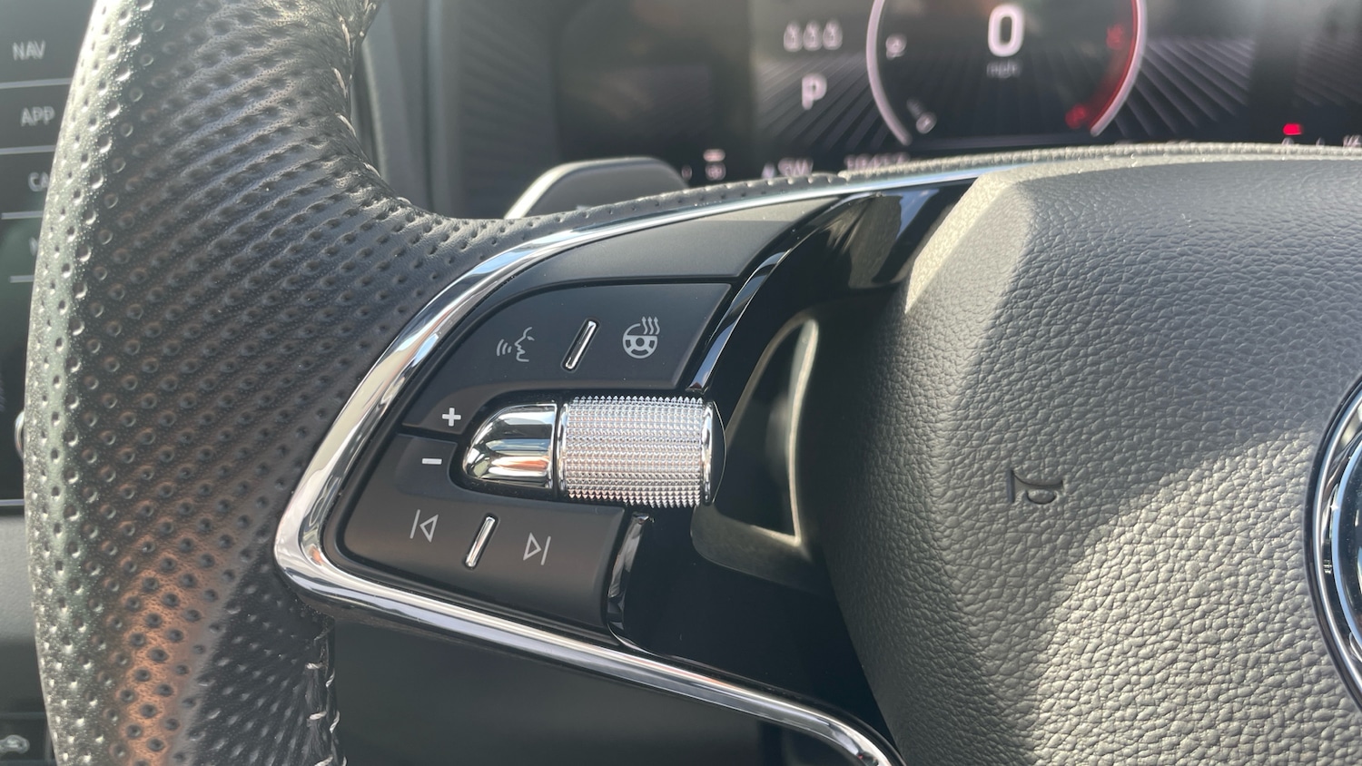 Used Skoda Karoq 2023 for sale - 75829783: Photo 17