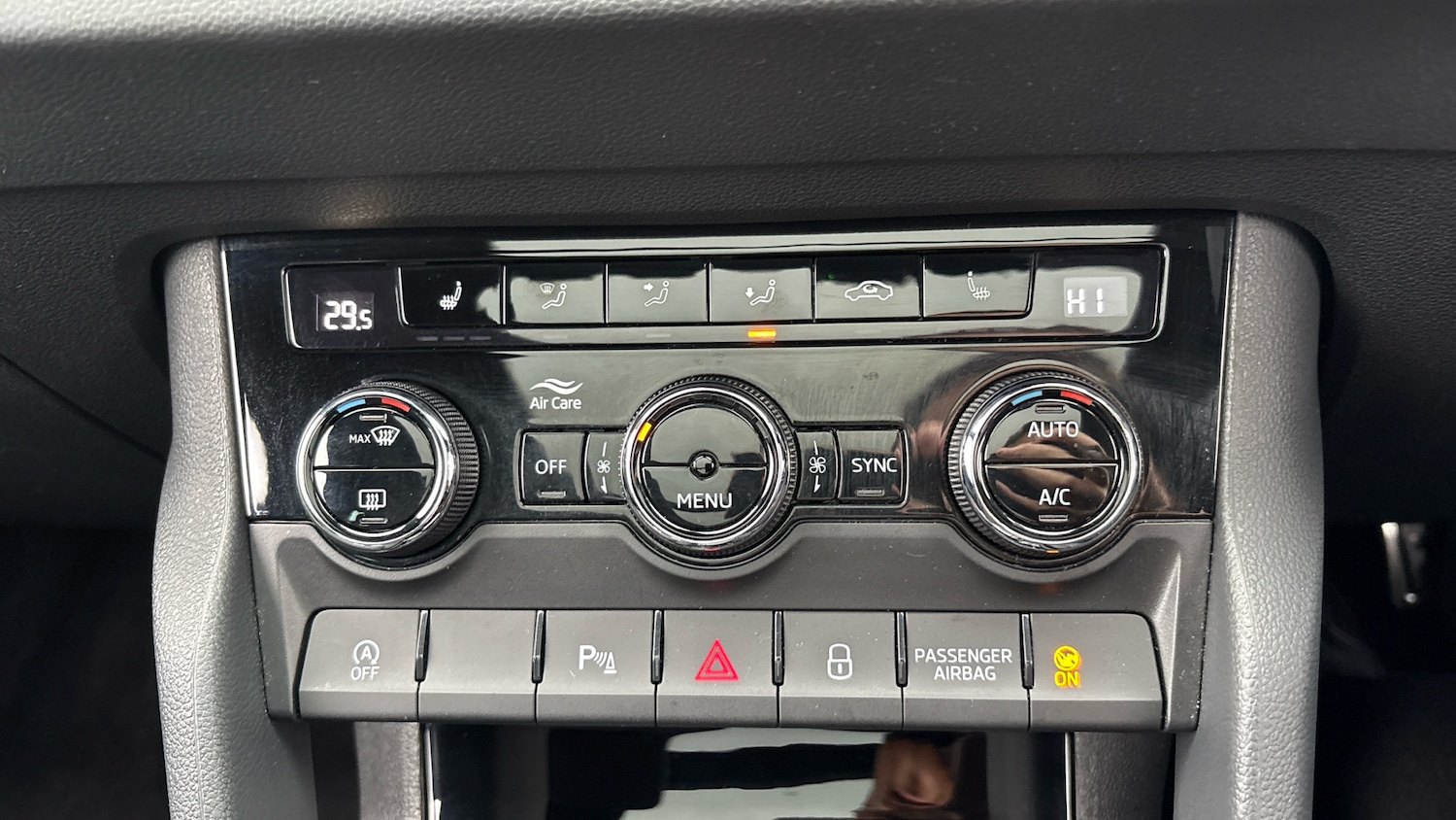 Used Skoda Karoq 2024 for sale - 76302131: Photo 13