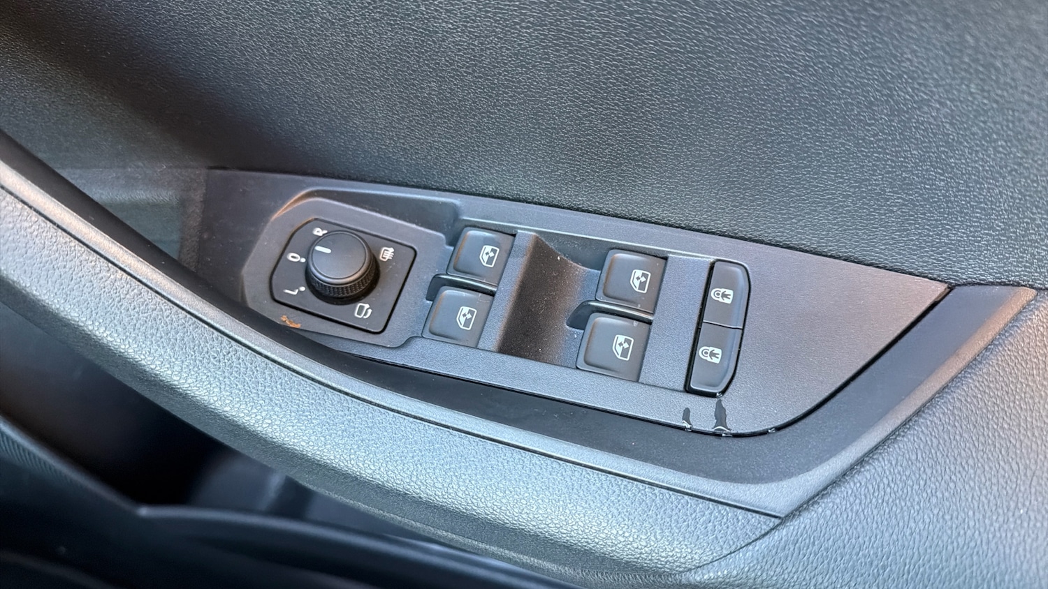 Used Skoda Karoq 2025 for sale - 76829551: Photo 25