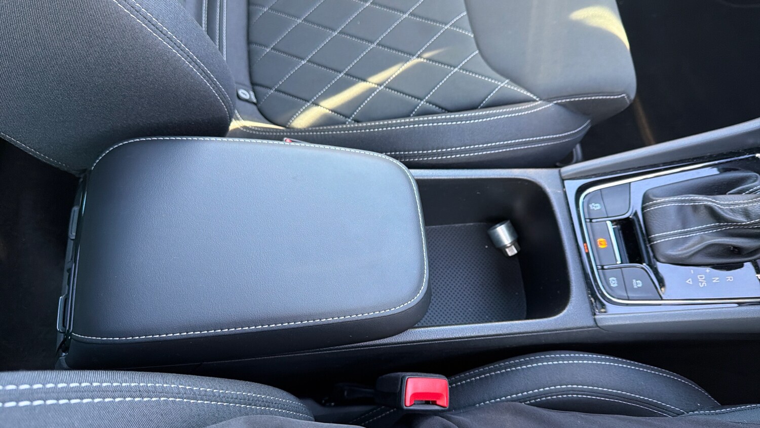 Used Skoda Karoq 2025 for sale - 76829551: Photo 28