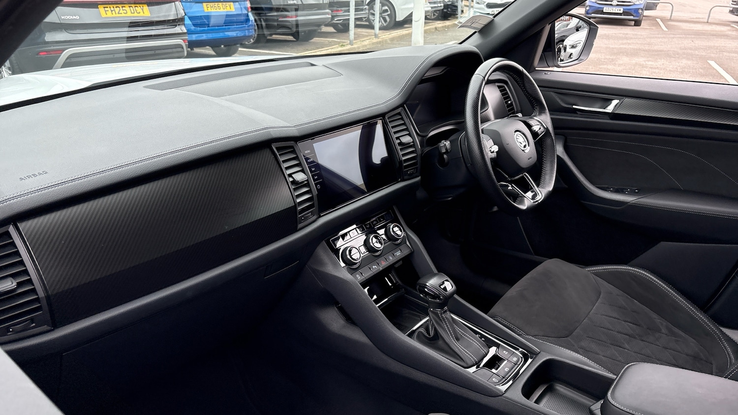 Used Skoda Kodiaq 2023 for sale - 76319169: Photo 2