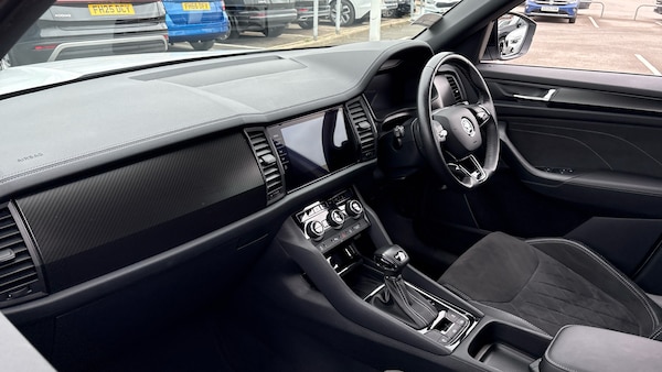 Used Skoda Kodiaq 2023 for sale - 76319169: Photo 2
