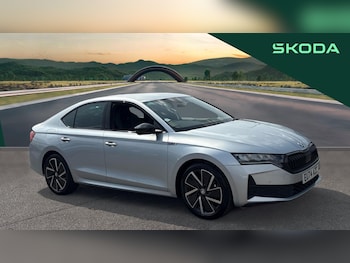 2024 (74) - 1.5 TSI 150 e-TEC Sportline 5dr DSG Petrol Hatchback