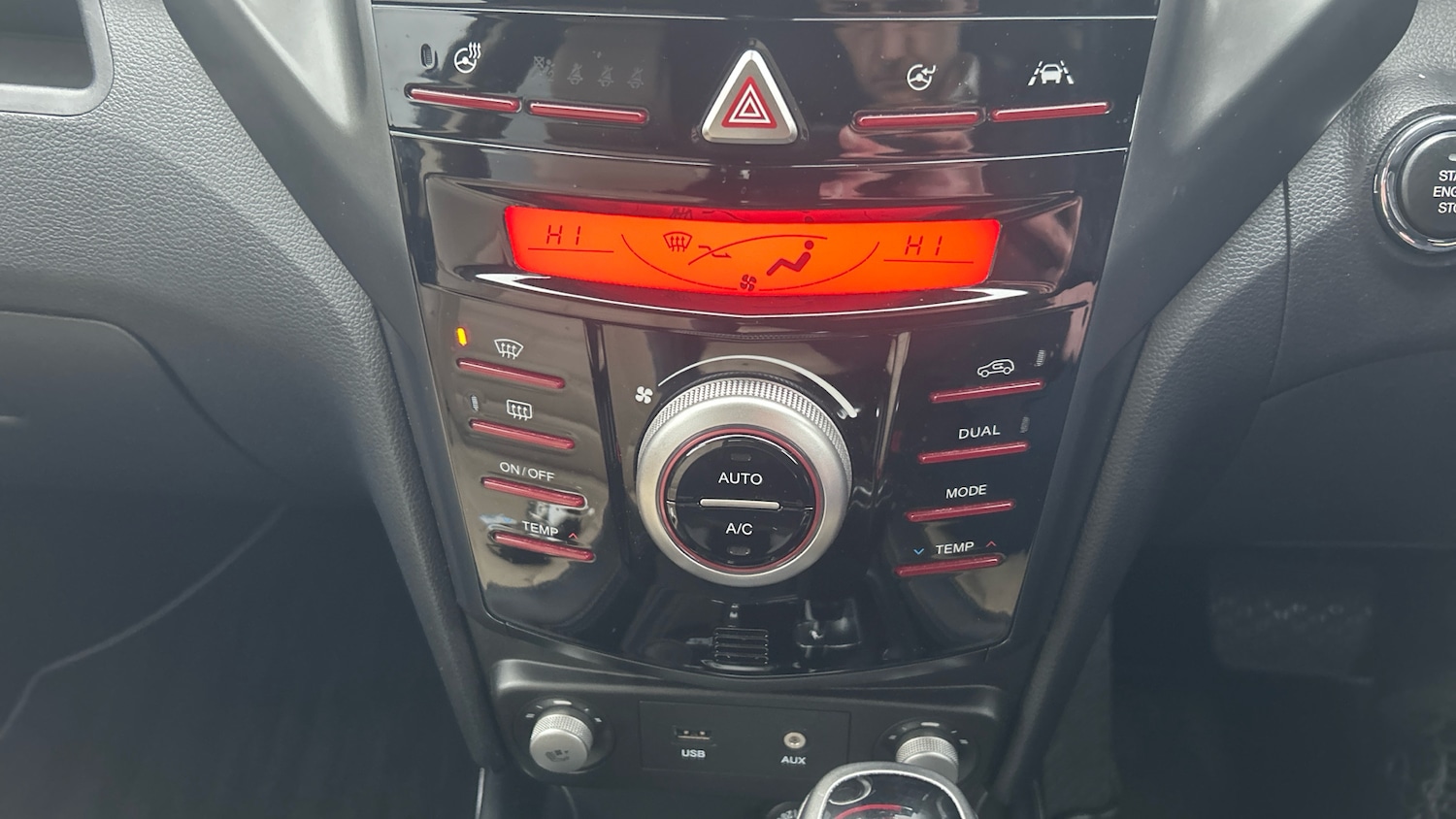 Used Ssangyong Tivoli 2018 for sale - 77641206: Photo 28