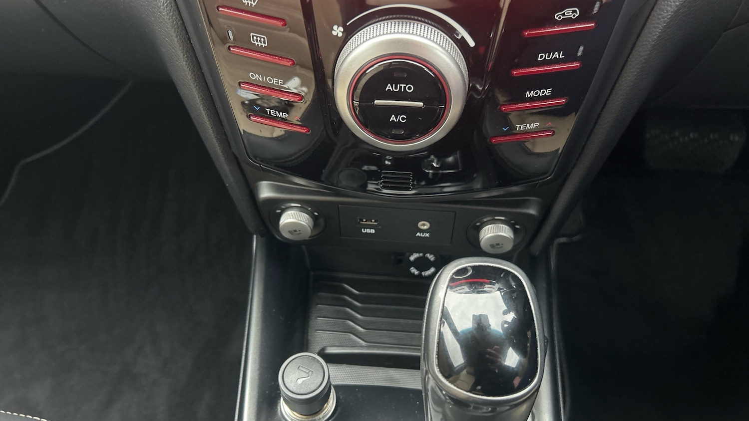 Used Ssangyong Tivoli 2018 for sale - 77641206: Photo 29