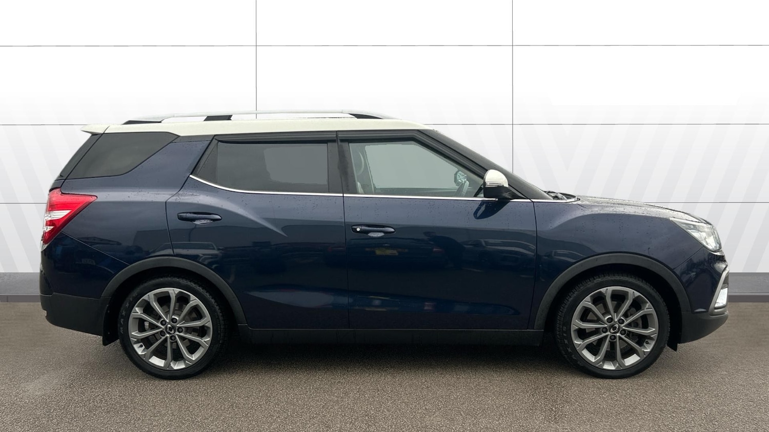 Used Ssangyong Tivoli 2018 for sale - 77641206: Photo 5