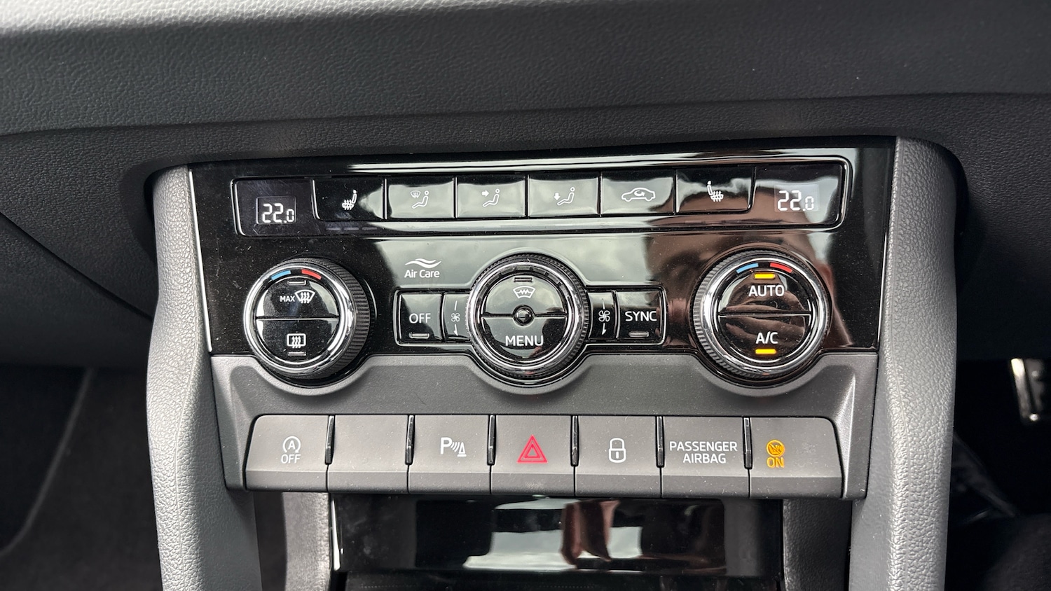Used Skoda Karoq 2025 for sale - 76120101: Photo 13