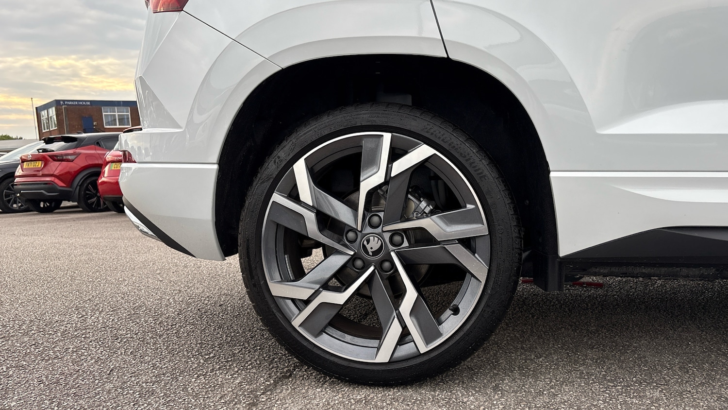 Used Skoda Karoq 2025 for sale - 76120101: Photo 5