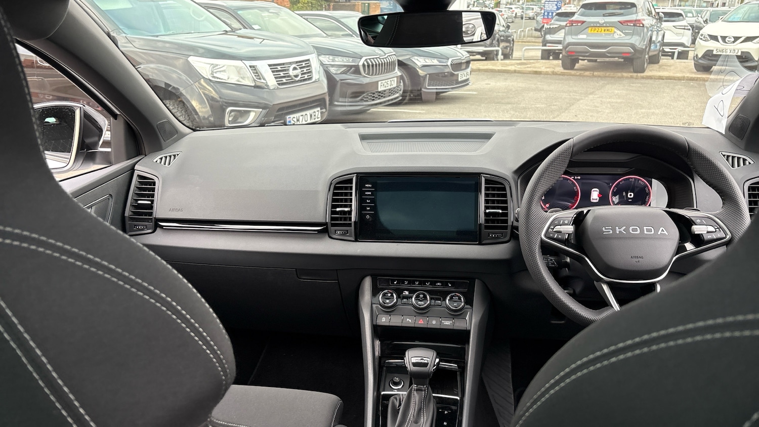 Used Skoda Karoq 2025 for sale - 76120101: Photo 9