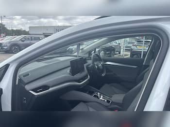 Used Skoda Enyaq 2025 for sale - 79760560: Photo