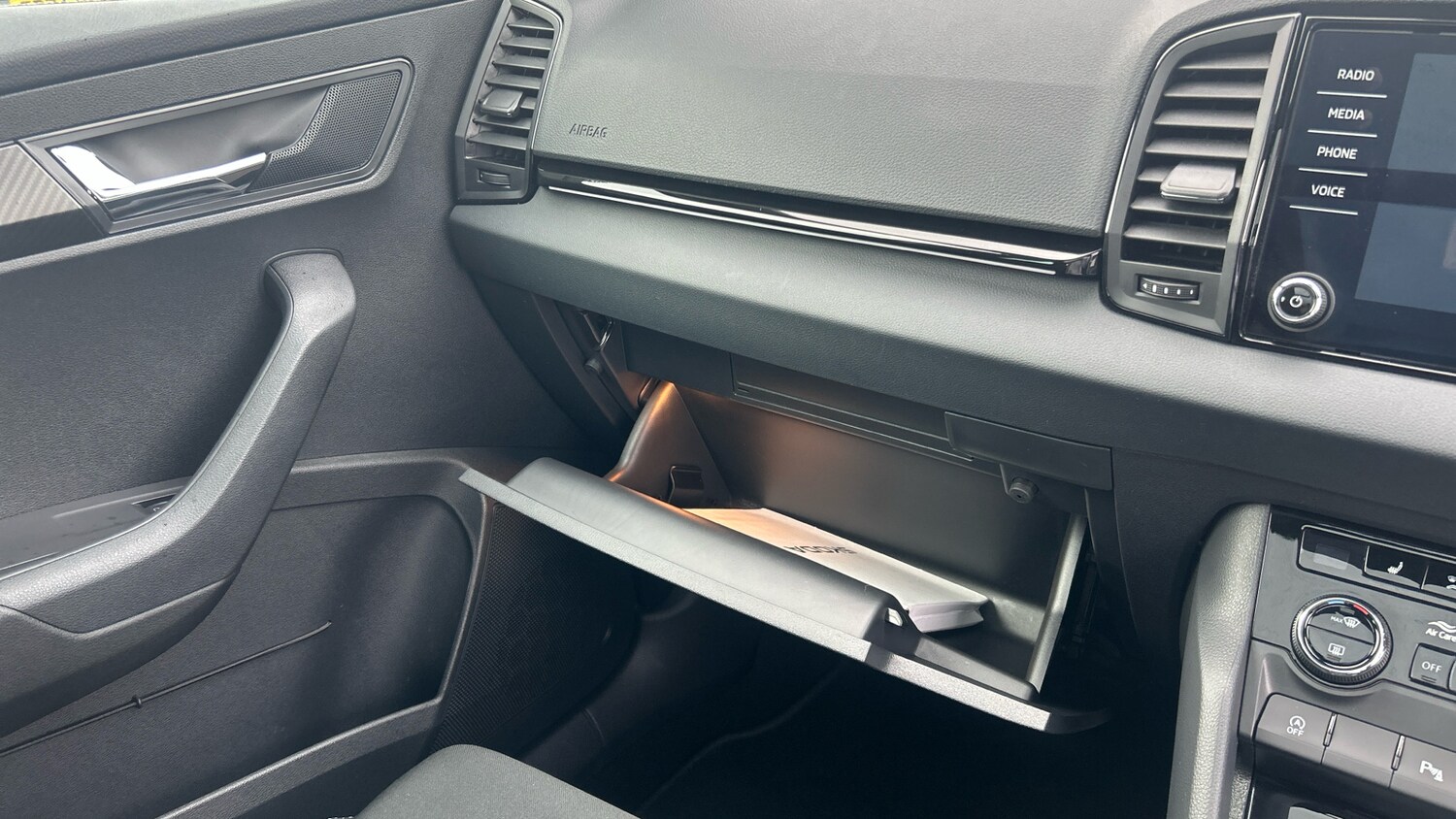 Used Skoda Karoq 2025 for sale - 75959398: Photo 36