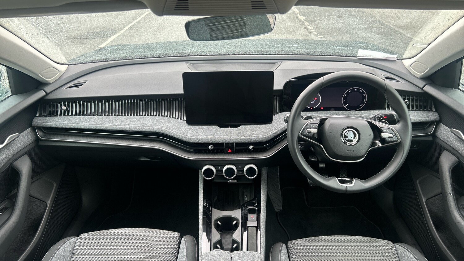 Used Skoda Superb 2024 for sale - 75968984: Photo 9