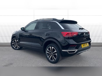 Used Volkswagen T-Roc 2021 for sale - 75724928: Photo