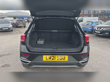 Used Volkswagen T-Roc 2021 for sale - 75724928: Photo