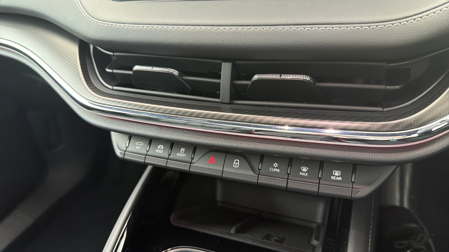 Used Skoda Enyaq 2023 for sale - 76477048: Photo 13