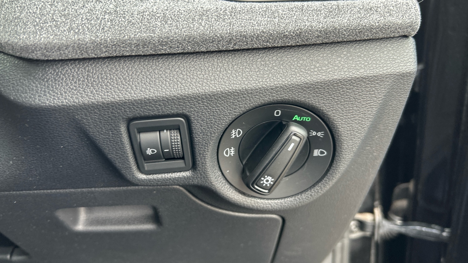 Used Skoda Kamiq 2025 for sale - 77640486: Photo 23