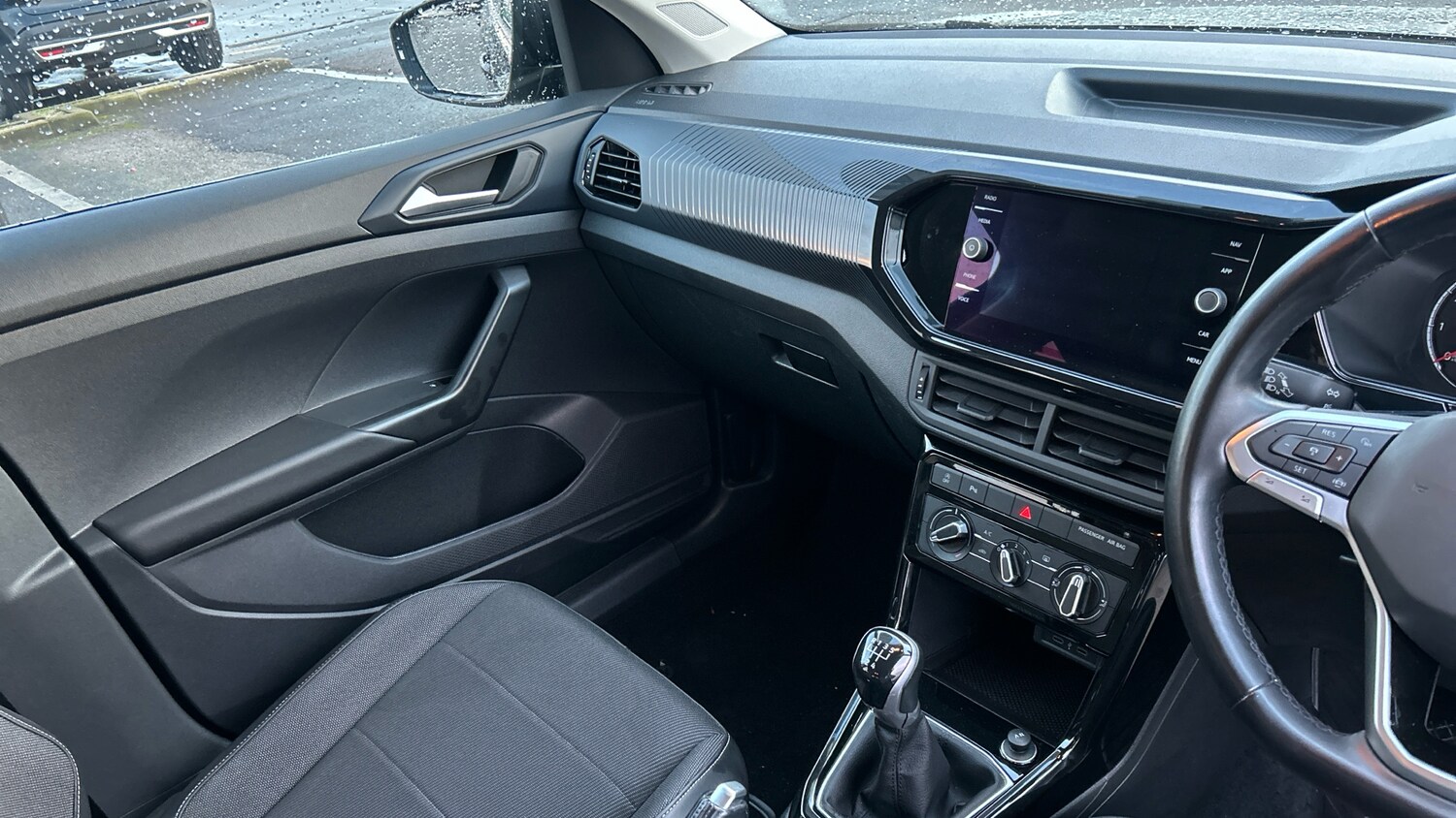 Used Volkswagen T-Cross 2022 for sale - 76737939: Photo 14