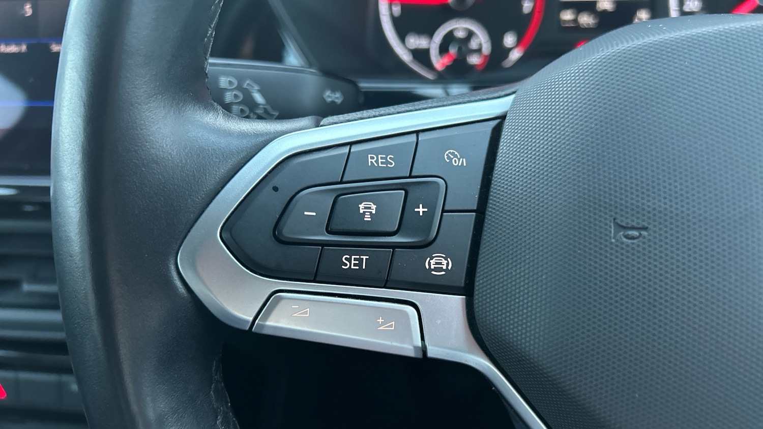 Used Volkswagen T-Cross 2022 for sale - 76737939: Photo 25