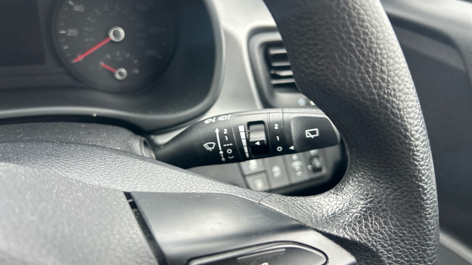 Used Kia Rio 2023 for sale - 77461526: Photo 33