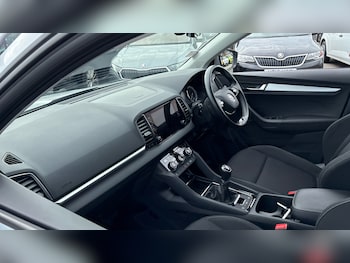 Used Skoda Karoq 2022 for sale - 76157080: Photo 2